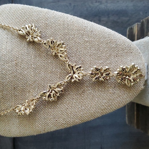 17 inch NECKLACE with Extension Gold Tone Pink Green Gems Floral Feminine Fairy - Picture 6 of 8